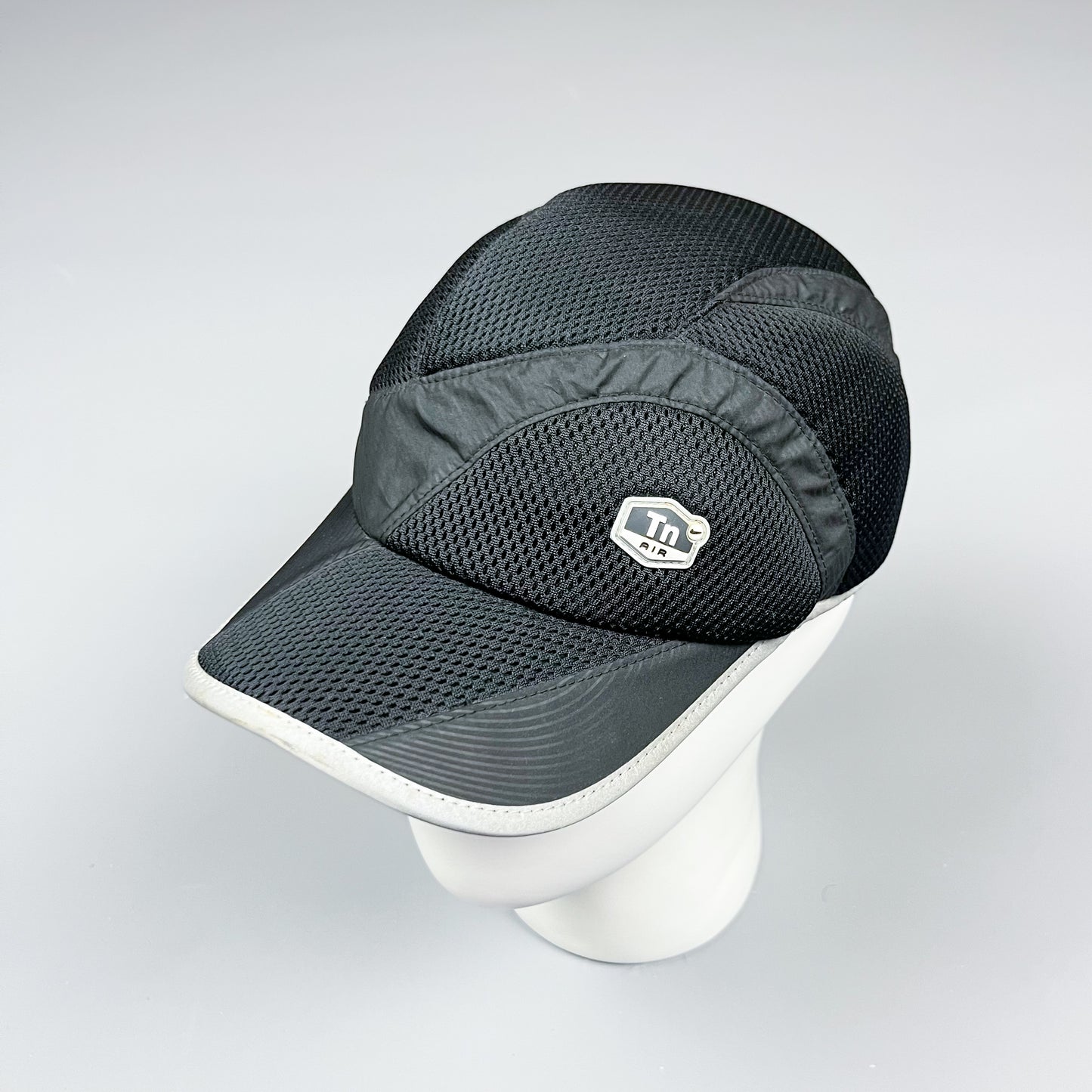 Nike Air Max Plus Tuned Tn Asymmetrical Reflective Cap