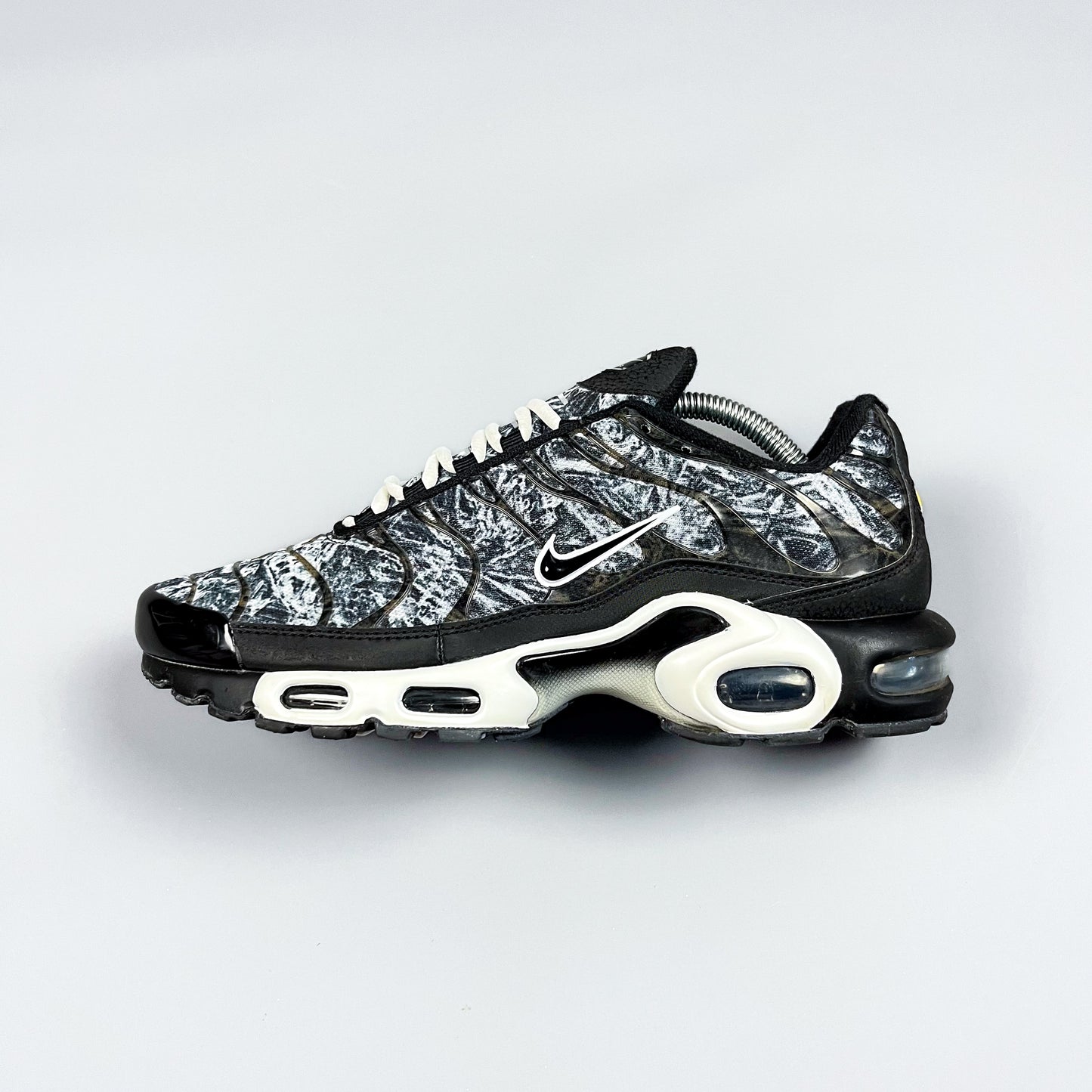 Nike Air Max Plus Tune Tn 'Black Shattered Ice' - Size: UK8