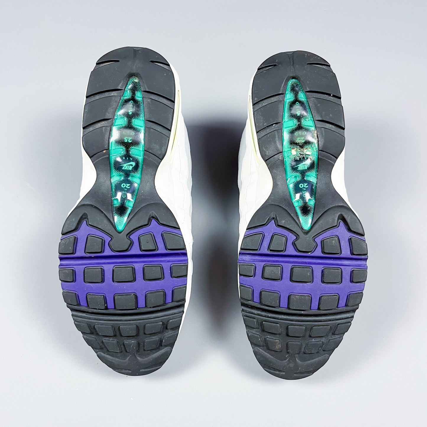 Nike Air Max 95 'OG Grape' - Size: UK9