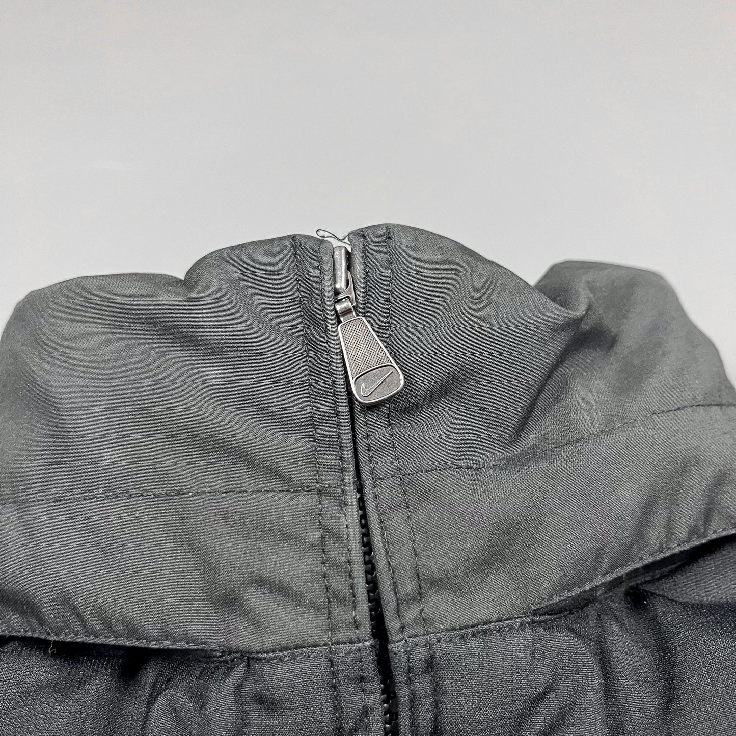 Nike Early 2000's Puffer Gilet Jacket - Size Large