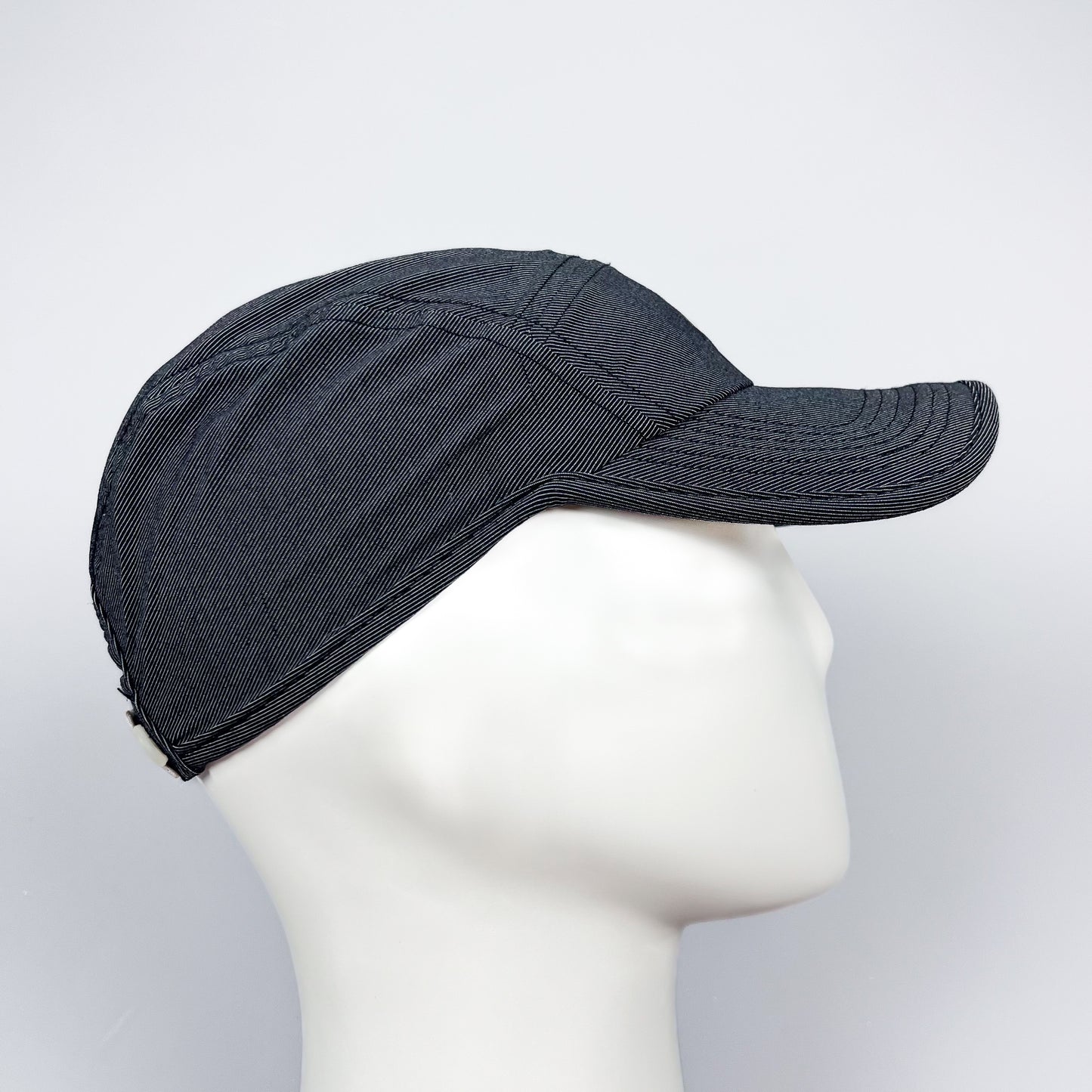 Nike AW84 Dri-fit Reflective Cap - Grey