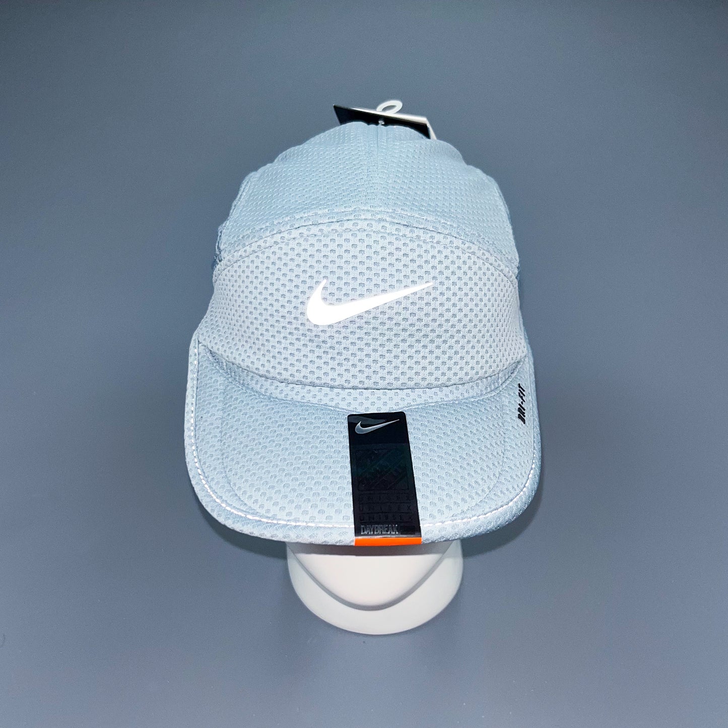 Nike Daybreak Dri-Fit Mesh Cap