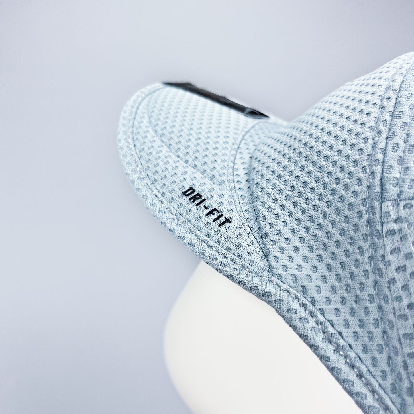 Nike Daybreak Dri-Fit Mesh Cap
