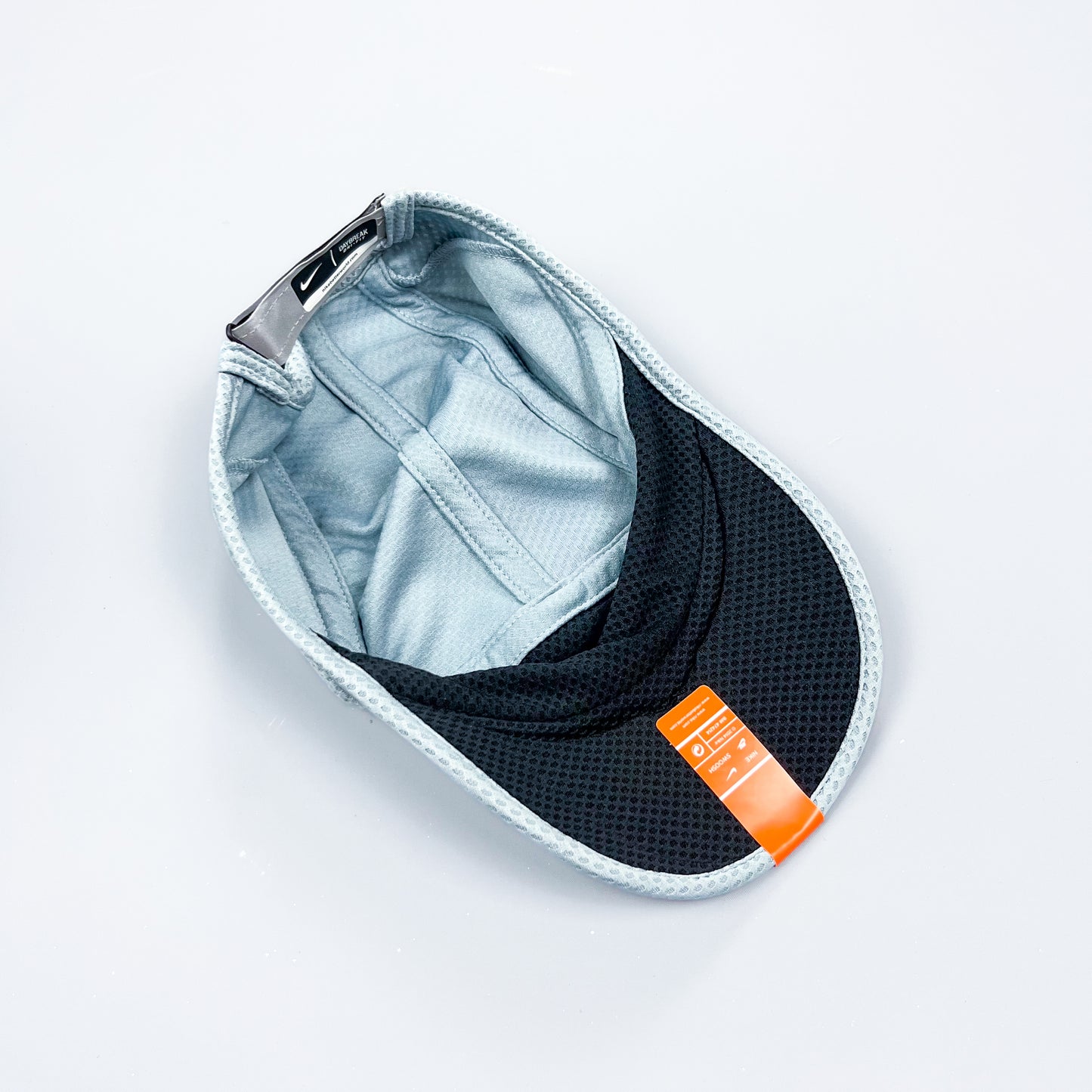 Nike Daybreak Dri-Fit Mesh Cap