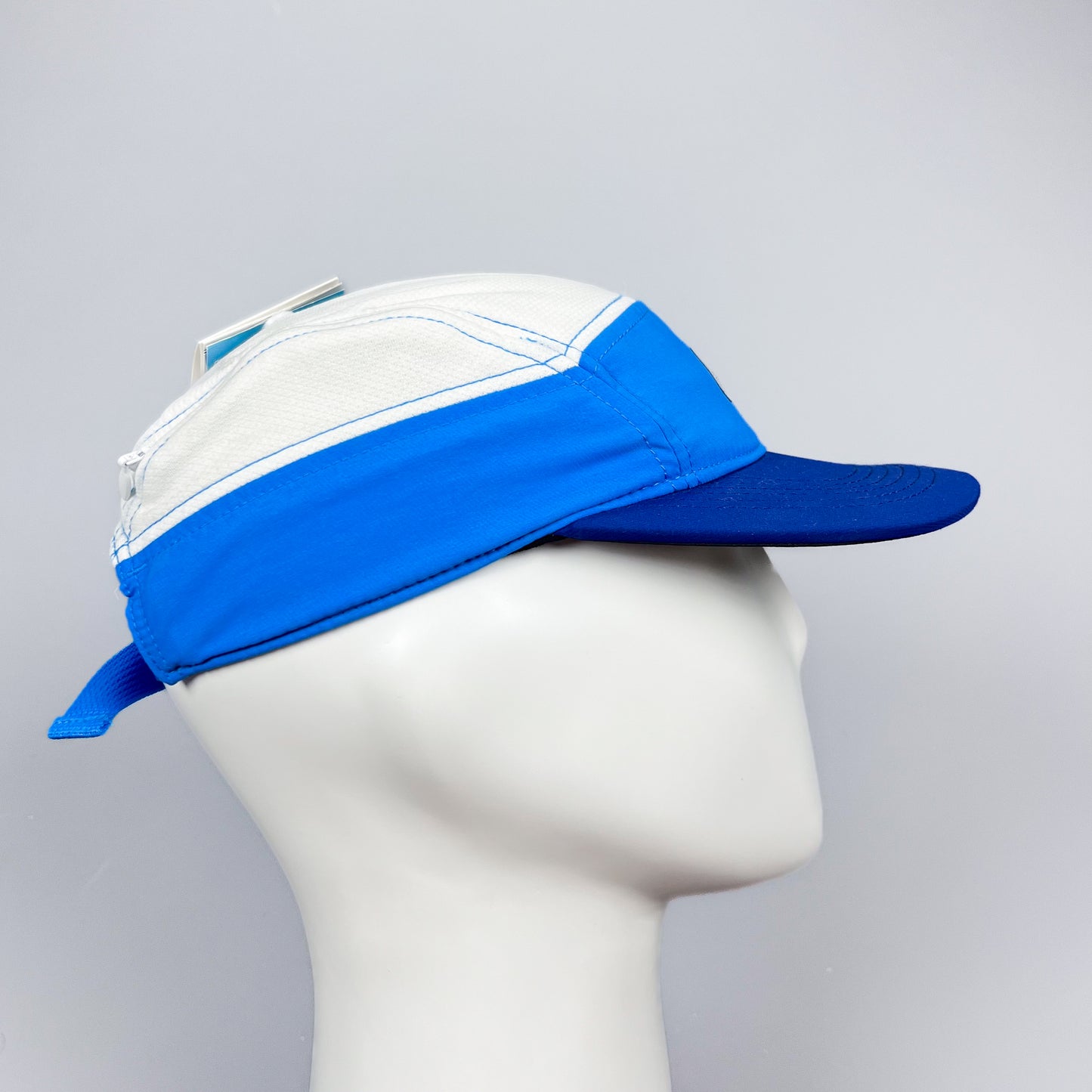 Nike AW84 Dri-fit Zip Reflective Cap - Blue / White