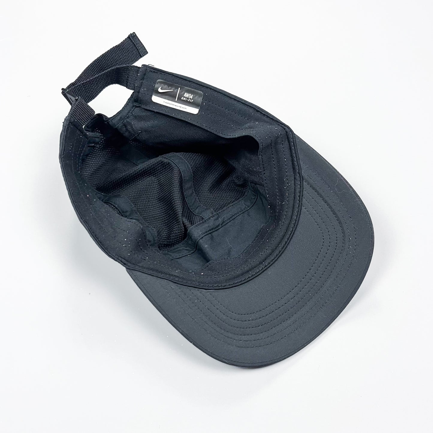 Nike AW84 Dri-fit Zip Reflective Cap - Black