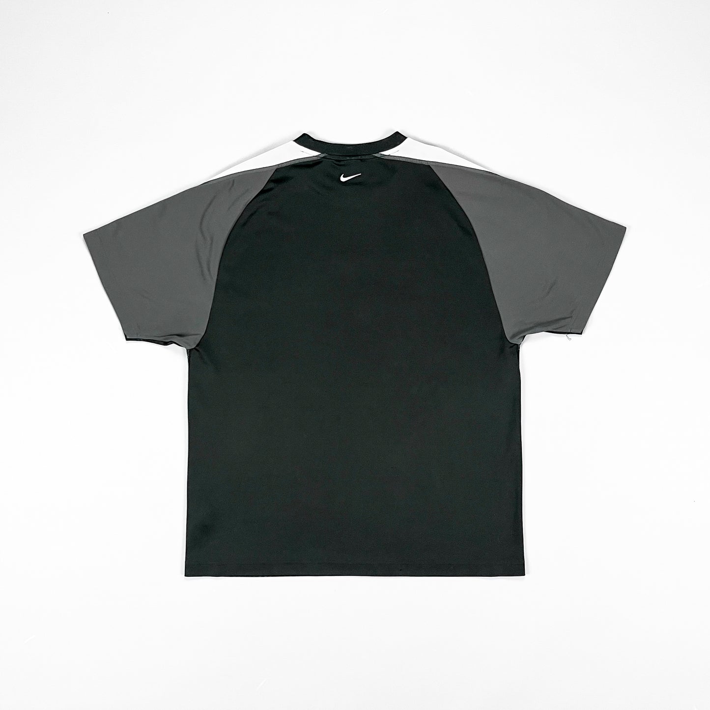 Nike Air Max Plus Tuned Tn 'Carbon' T-shirt - Size: Large