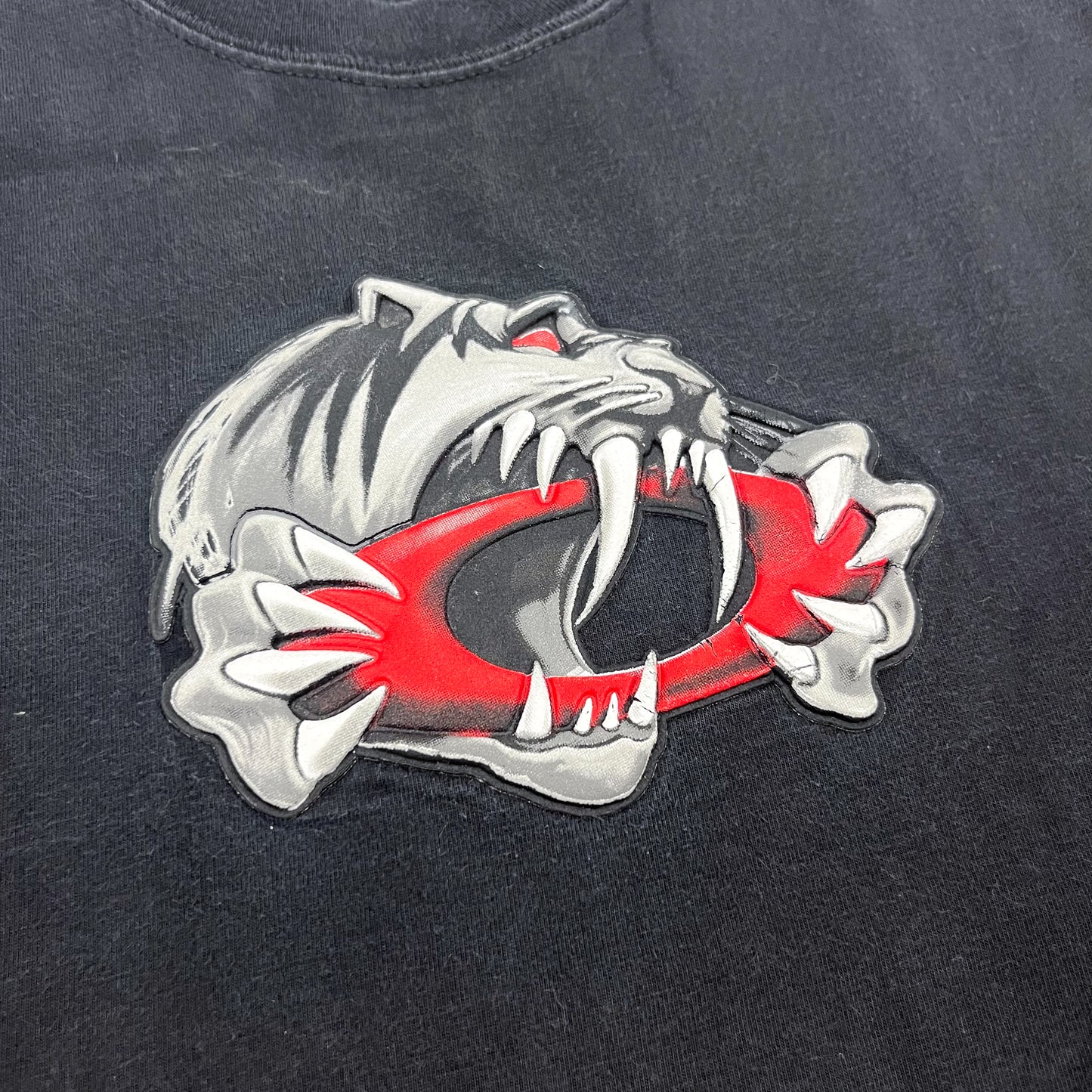 Oakley Early 2000's 3D Ellipse Saber Toothed Tiger T-shirt - Size: Small