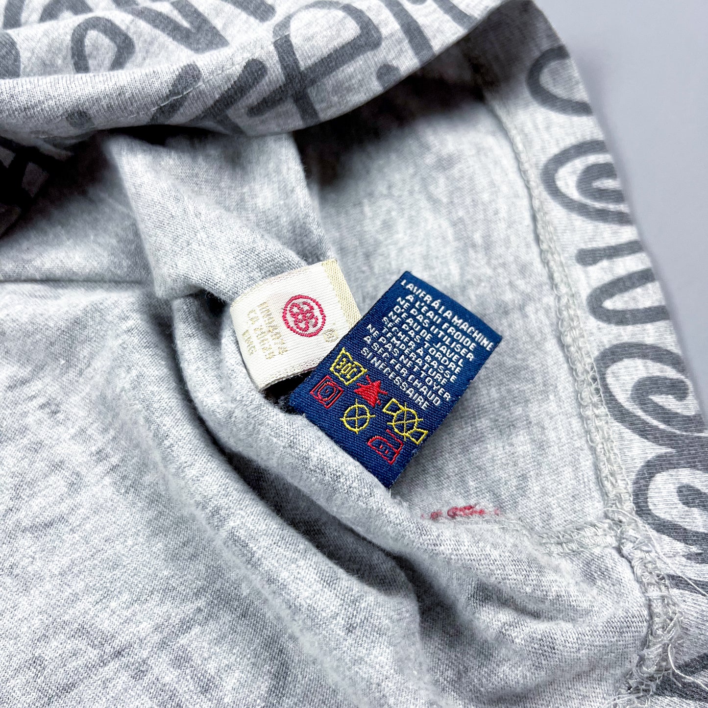 Stüssy All Over Spellout T-shirt - Size: Medium - Grey