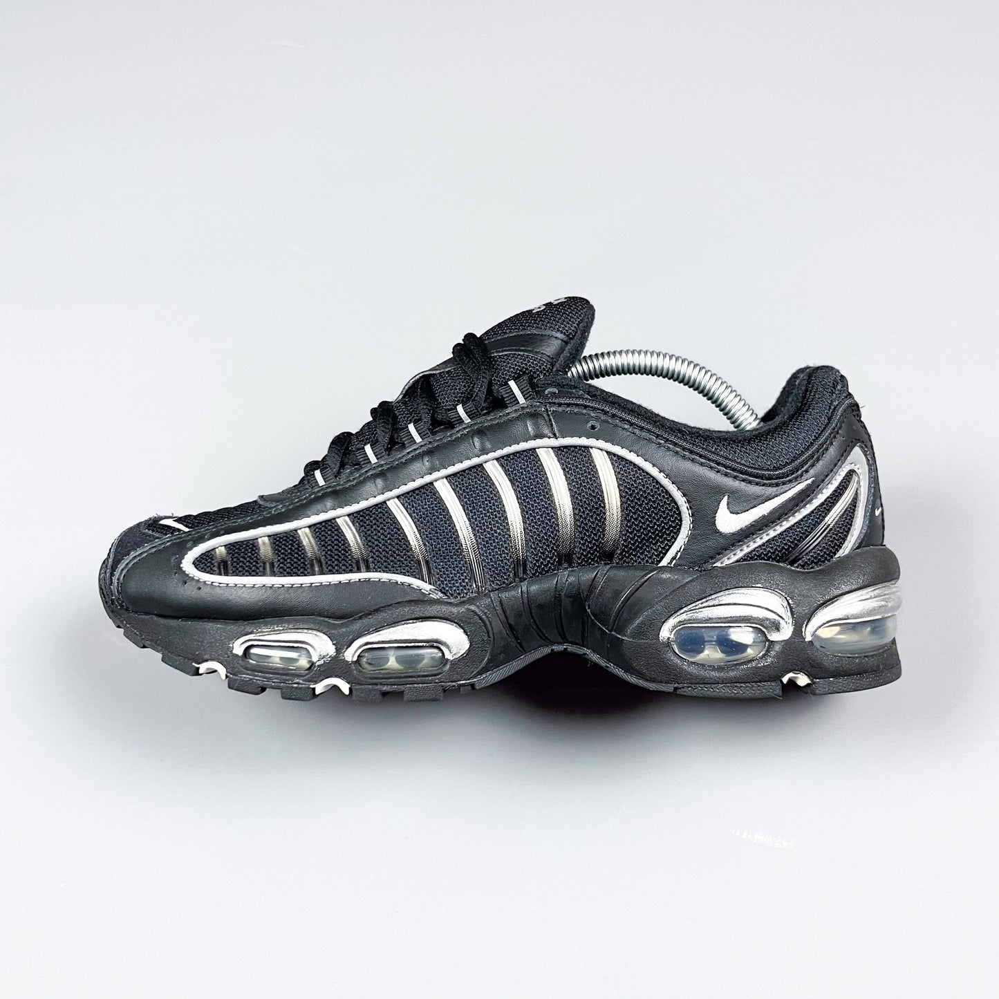 Nike Air Max Tailwind IV - Size: UK8