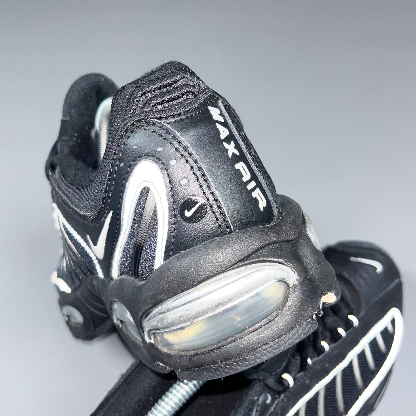 Nike Air Max Tailwind IV - Size: UK8