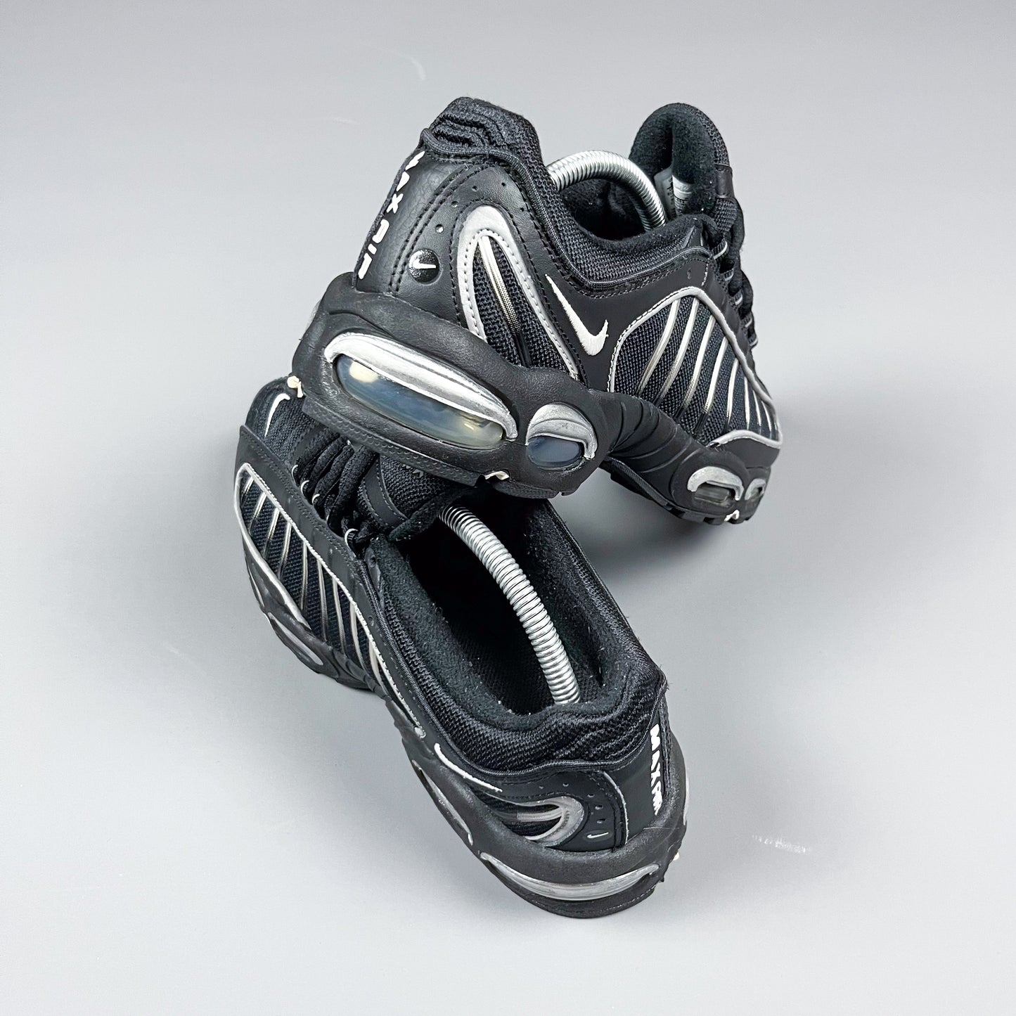 Nike Air Max Tailwind IV - Size: UK8