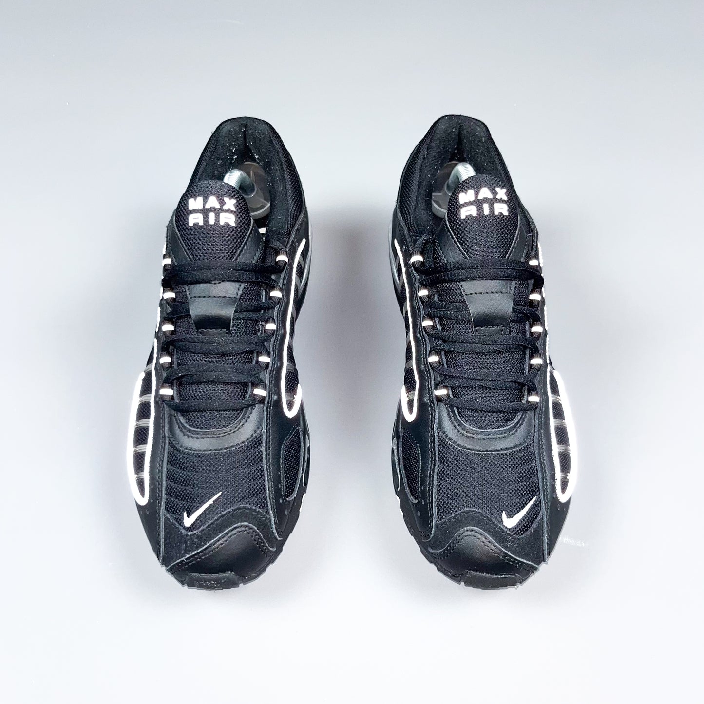 Nike Air Max Tailwind IV - Size: UK8