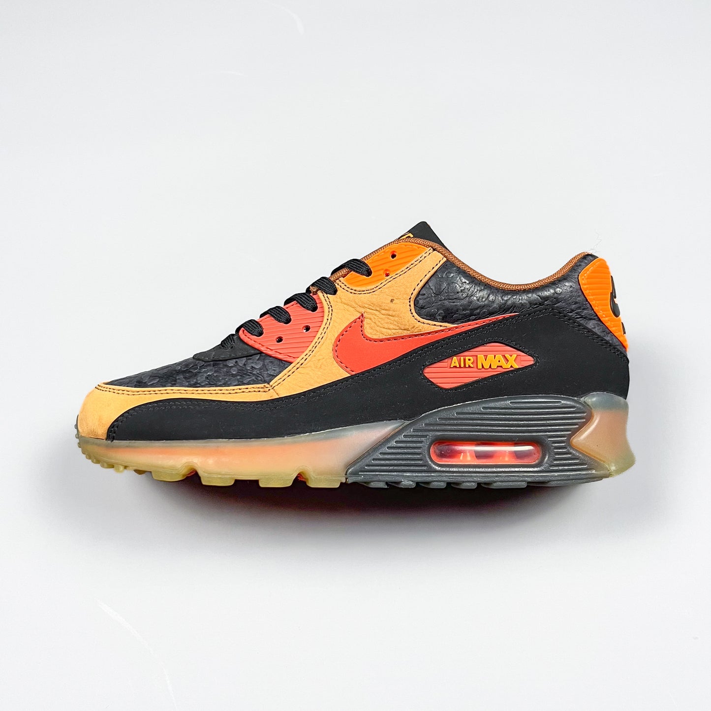 Nike Air Max 90 'Halloween' - Size: UK7.5