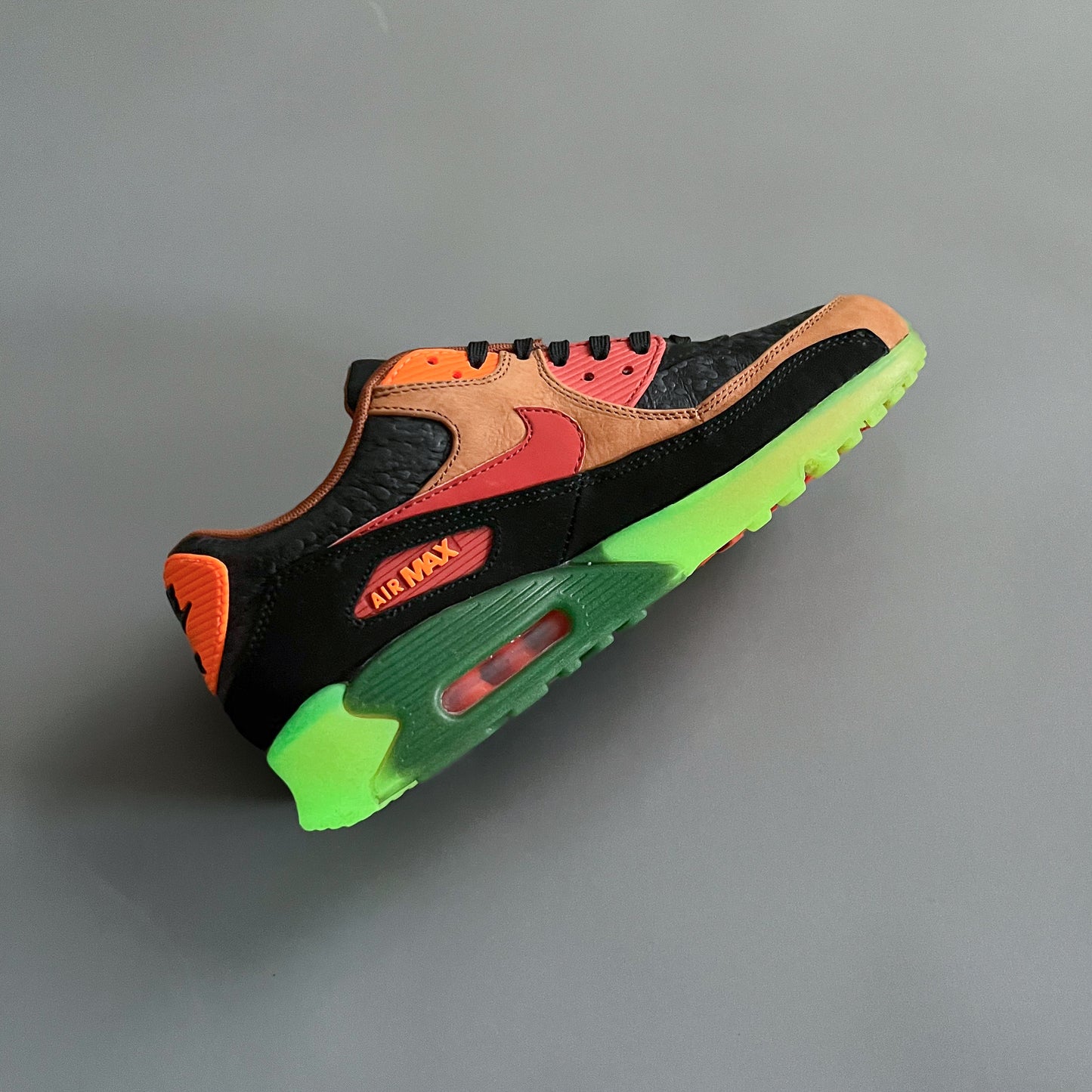Nike Air Max 90 'Halloween' - Size: UK7.5
