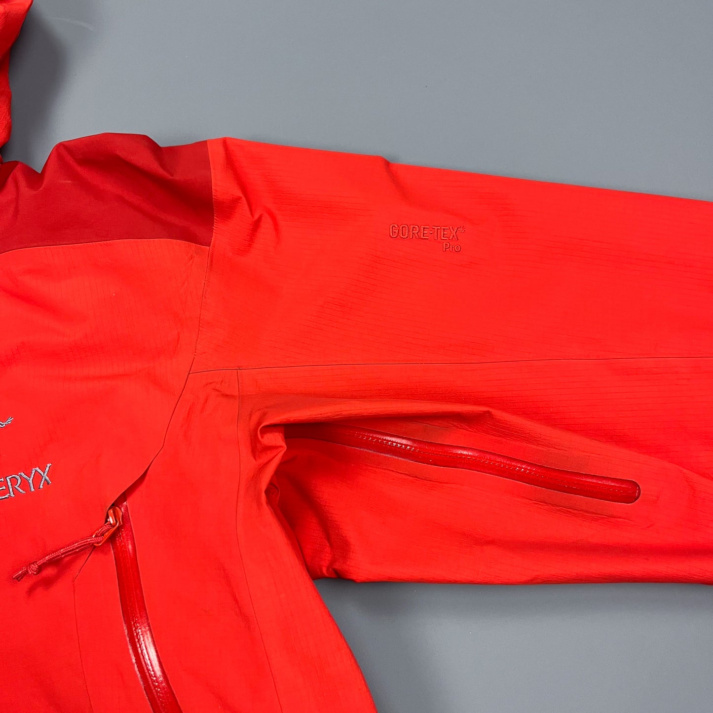Arc'teryx Beta AR Gore-tex Pro Jacket - Size: Medium
