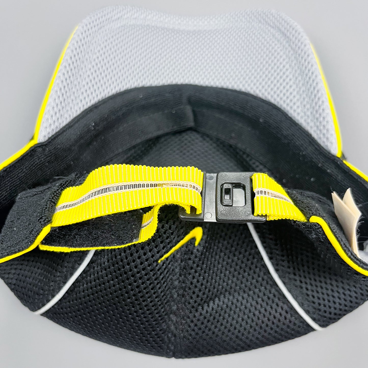 Nike Shox Reflective Mesh Cap - 2004
