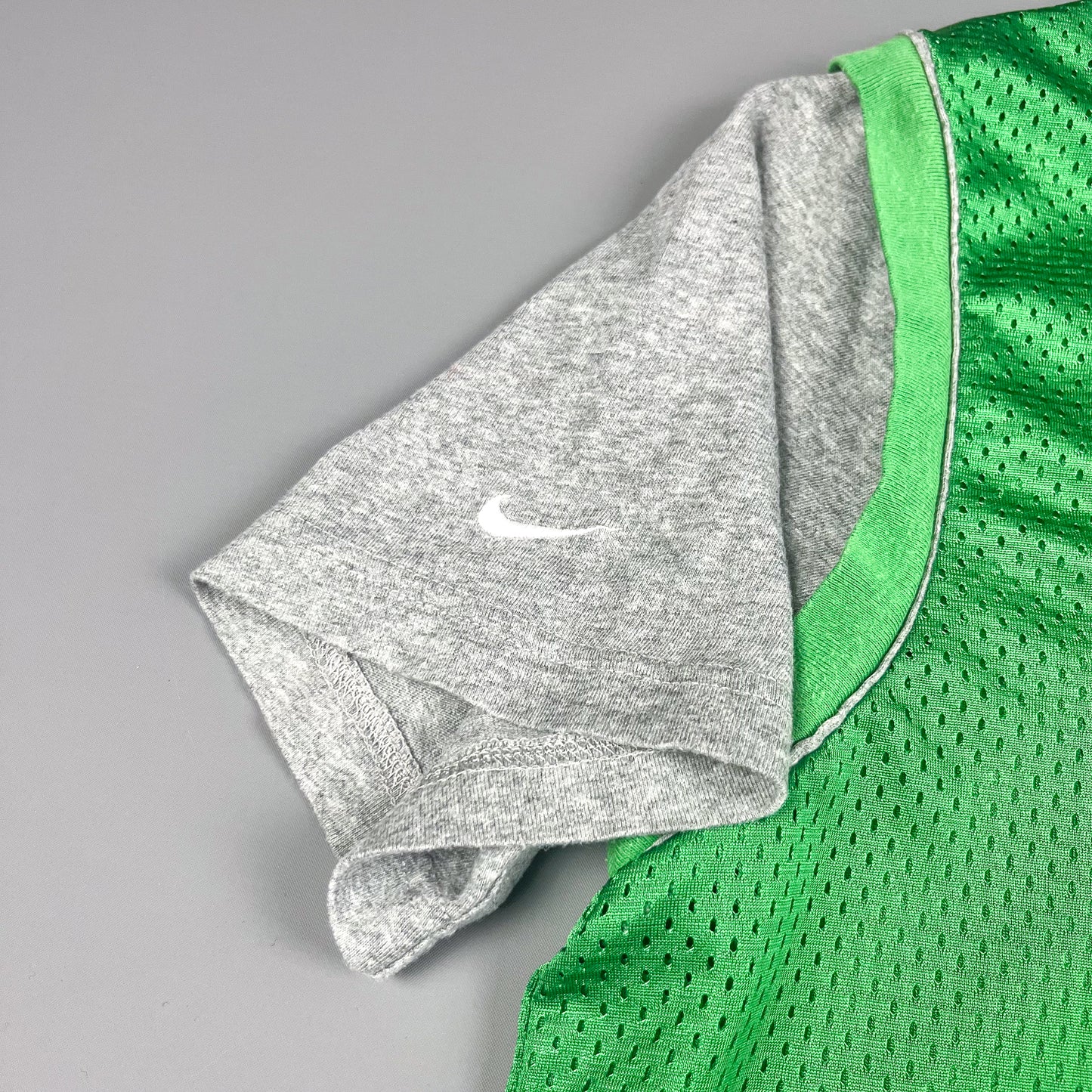 Nike Air Max 95 Mesh T-shirt - Size: Large