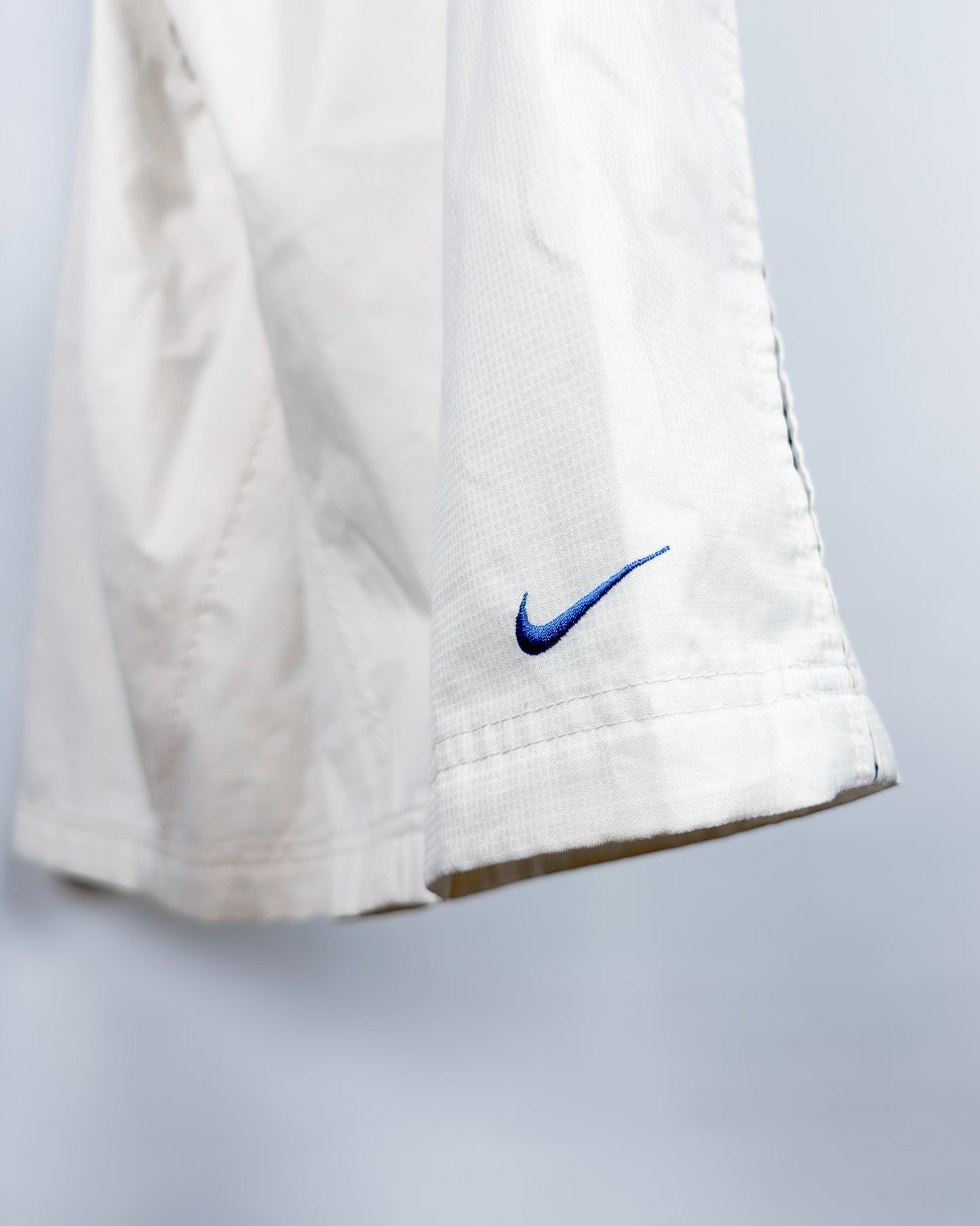 Nike Early 2000's Air Max Tuned Tn 'Ice Tiger' Vein 3/4 Shorts - Size: XL