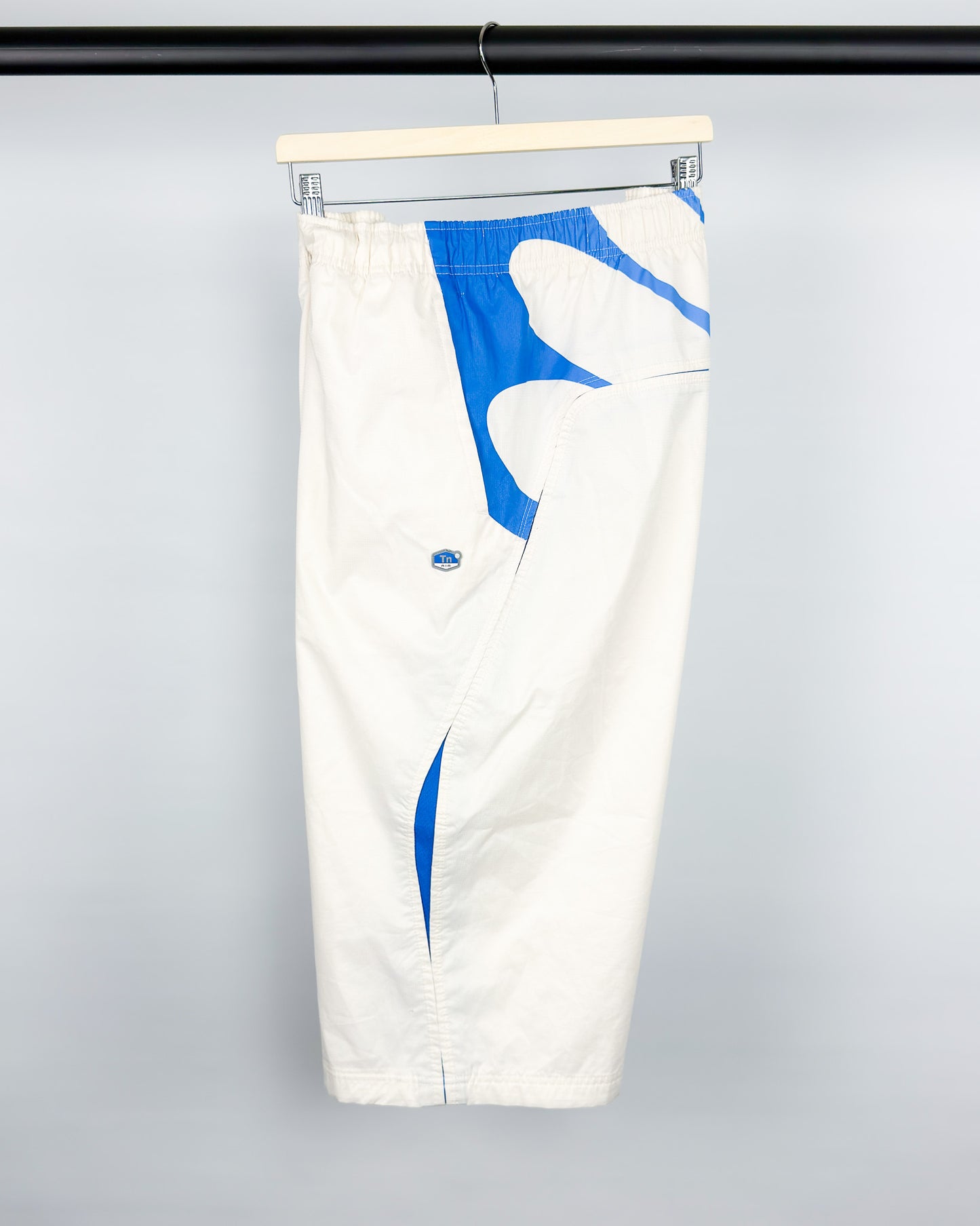 Nike Early 2000's Air Max Tuned Tn 'Ice Tiger' Vein 3/4 Shorts - Size: XL