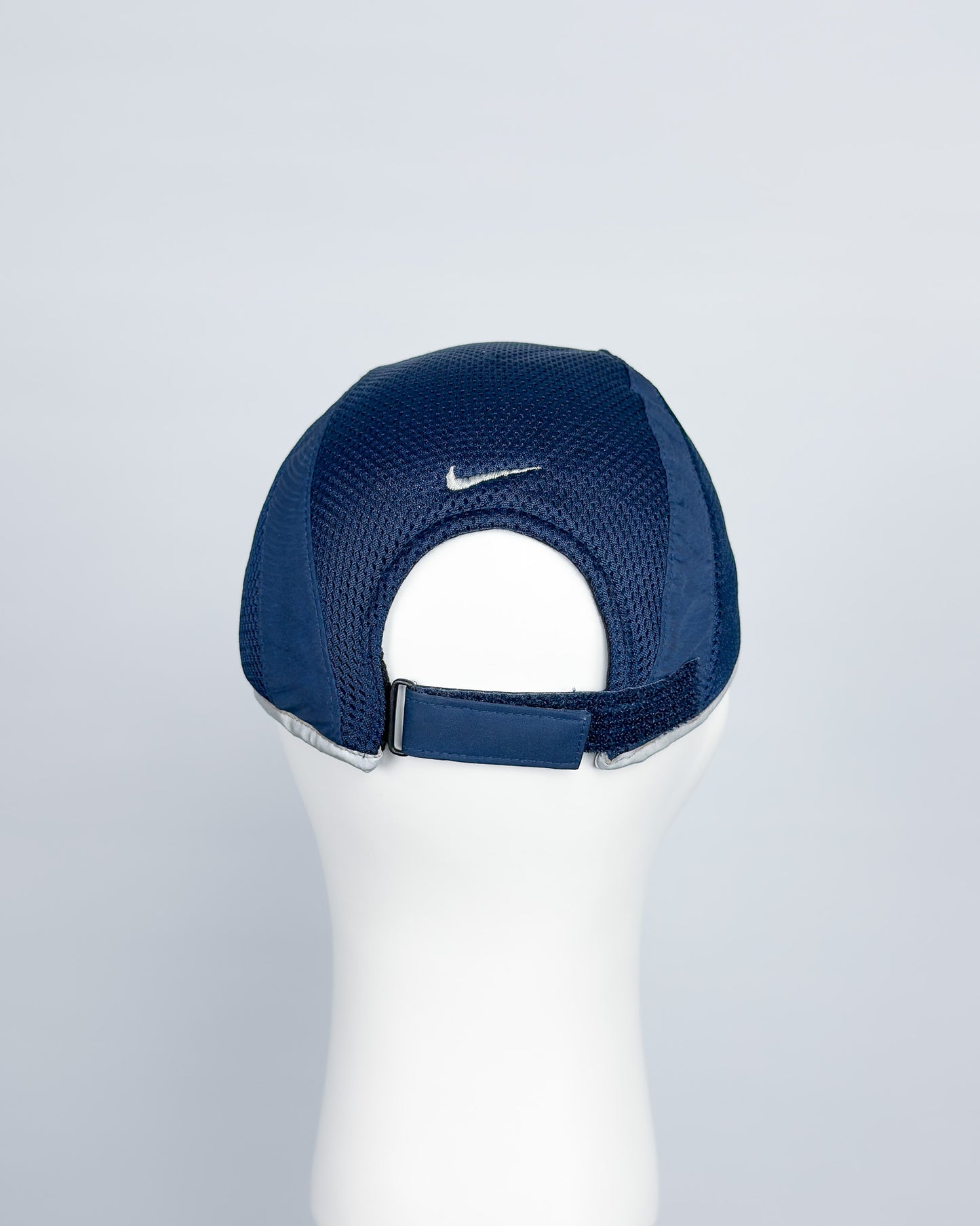 Nike Early 2000's Air Max Plus Tuned Tn Special Edition 'Asymetrical Swirl' Cap - Size: One size