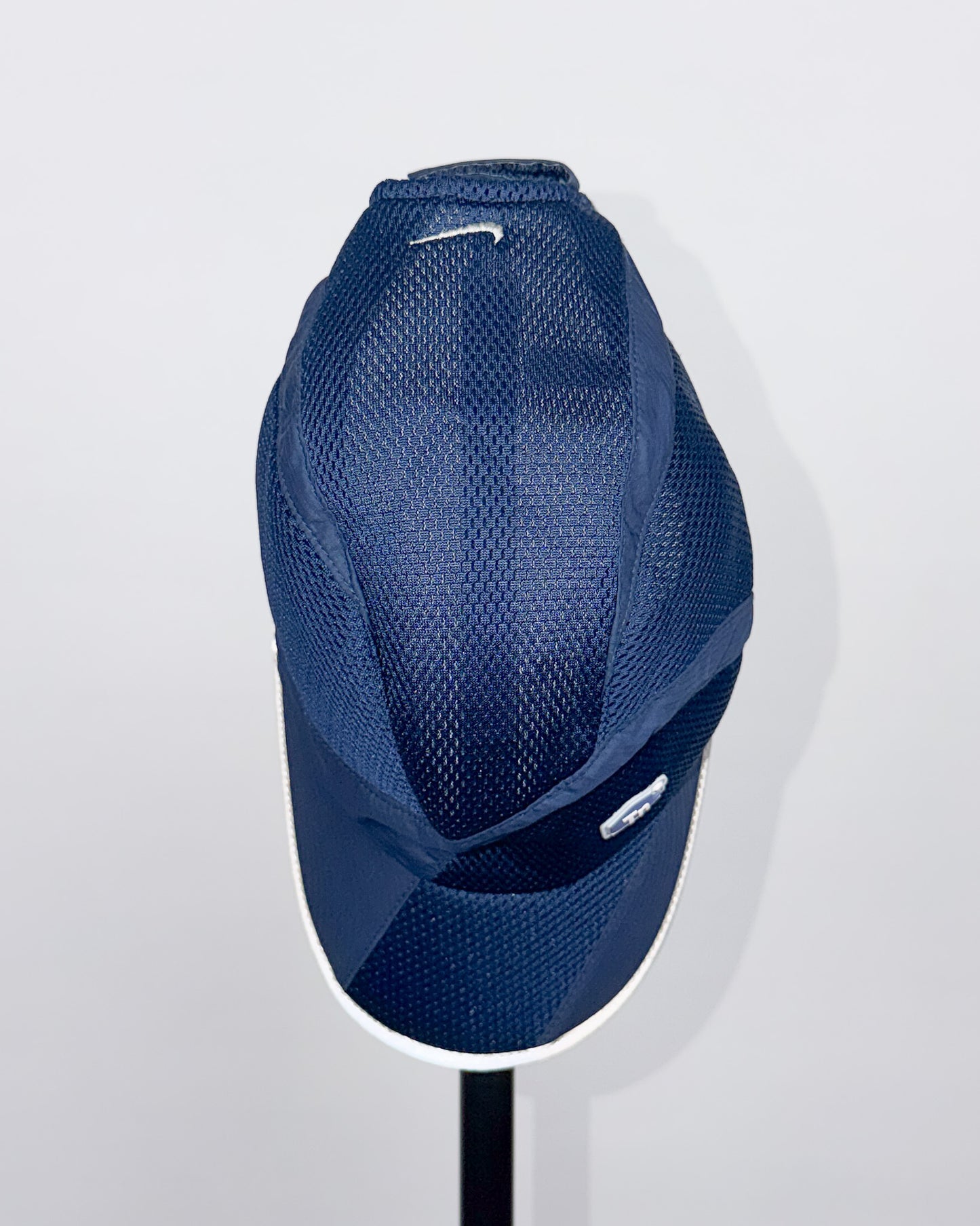 Nike Early 2000's Air Max Plus Tuned Tn Special Edition 'Asymetrical Swirl' Cap - Size: One size