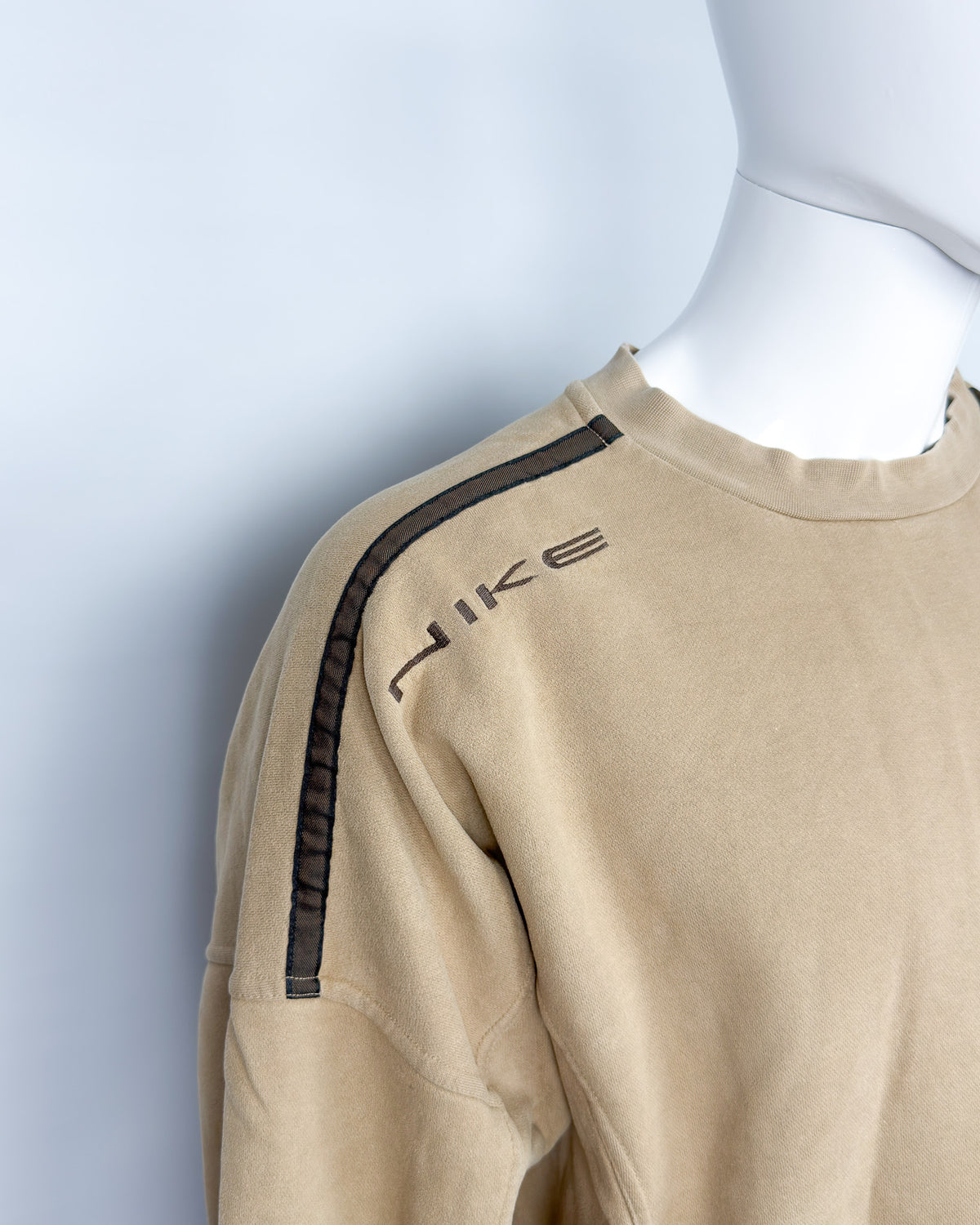 FW1999 Nike Sweatshirt - Size: Large