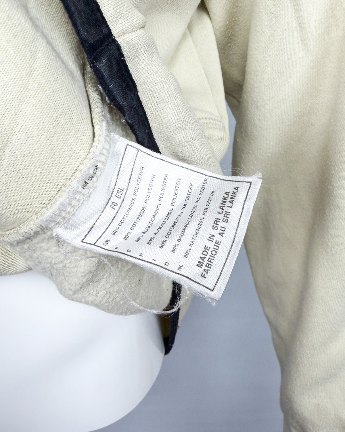 FW2000 Nike Graffiti Technical Sweatshirt - Cream/Black - Size: Medium