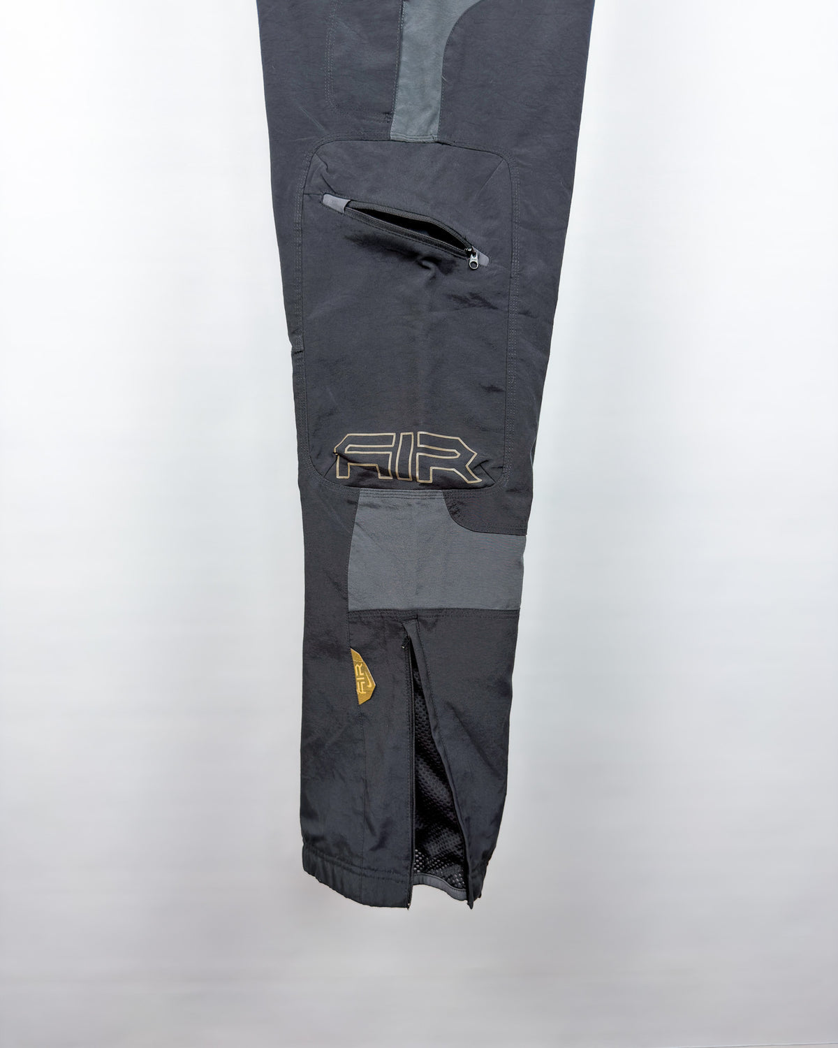 FW2007 Nike Air Max Early 2000's Technical/Rugged Cargo Joggers - Size: Medium
