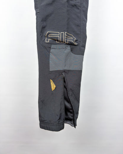FW2007 Nike Air Max Early 2000's Technical/Rugged Cargo Joggers - Size: Medium