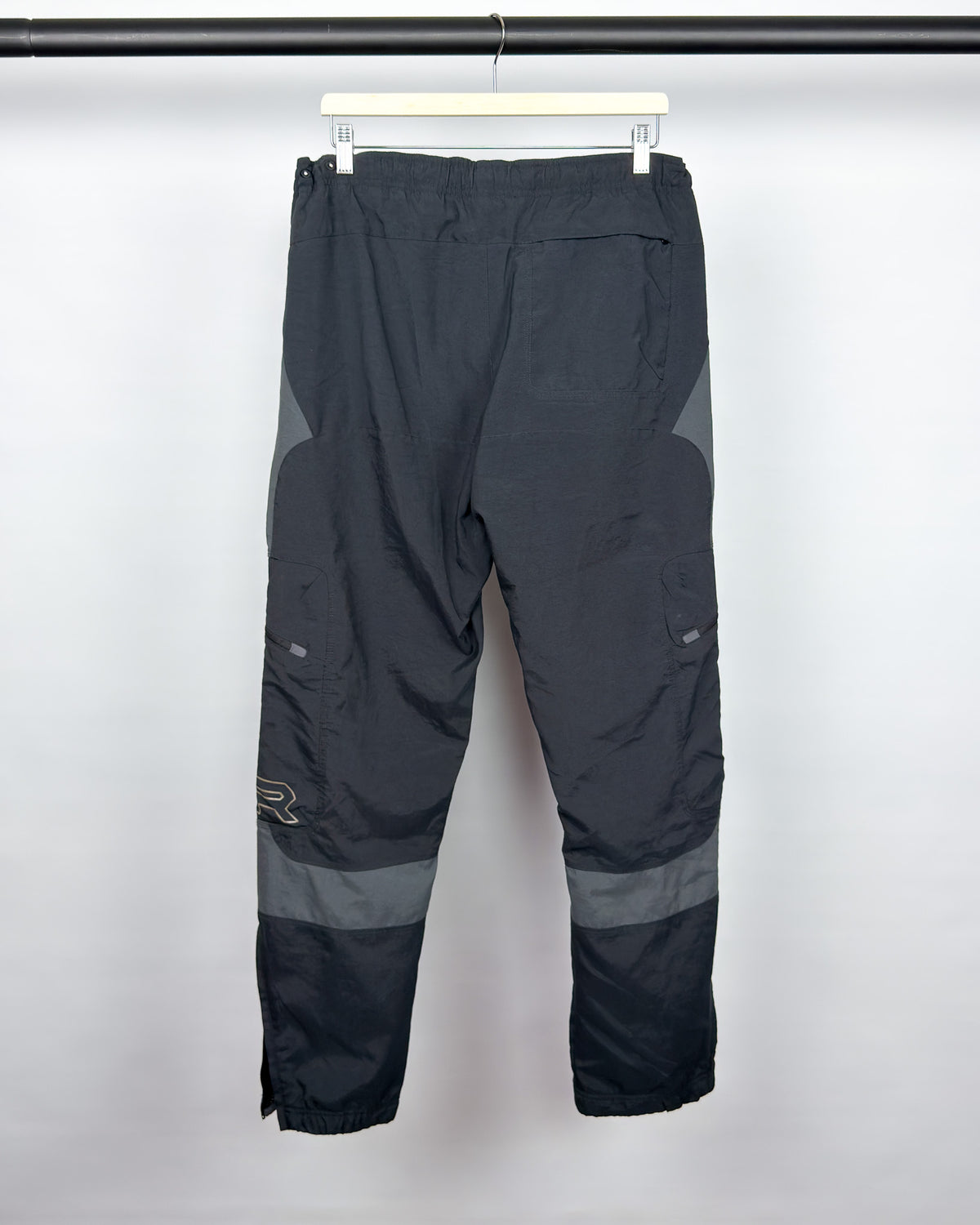 FW2007 Nike Air Max Early 2000's Technical/Rugged Cargo Joggers - Size: Medium