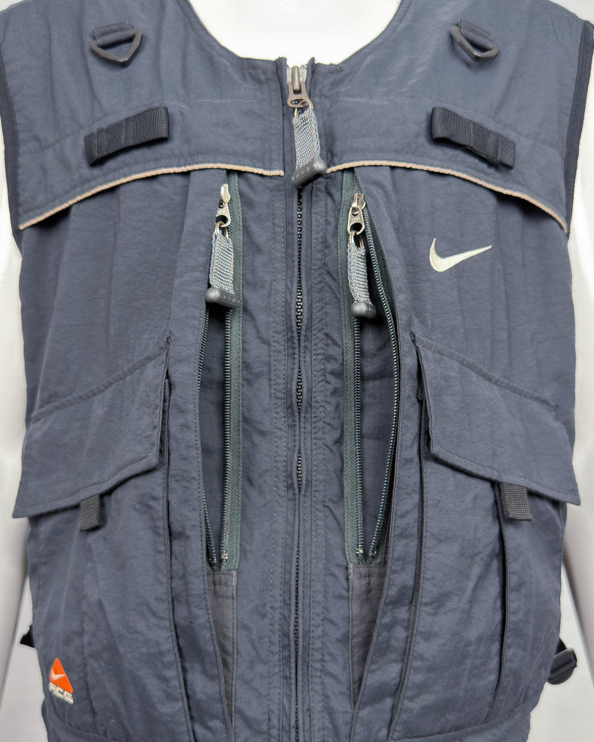 SS1998 Nike ACG Tactical Utility Hydration Vest - Size: Large