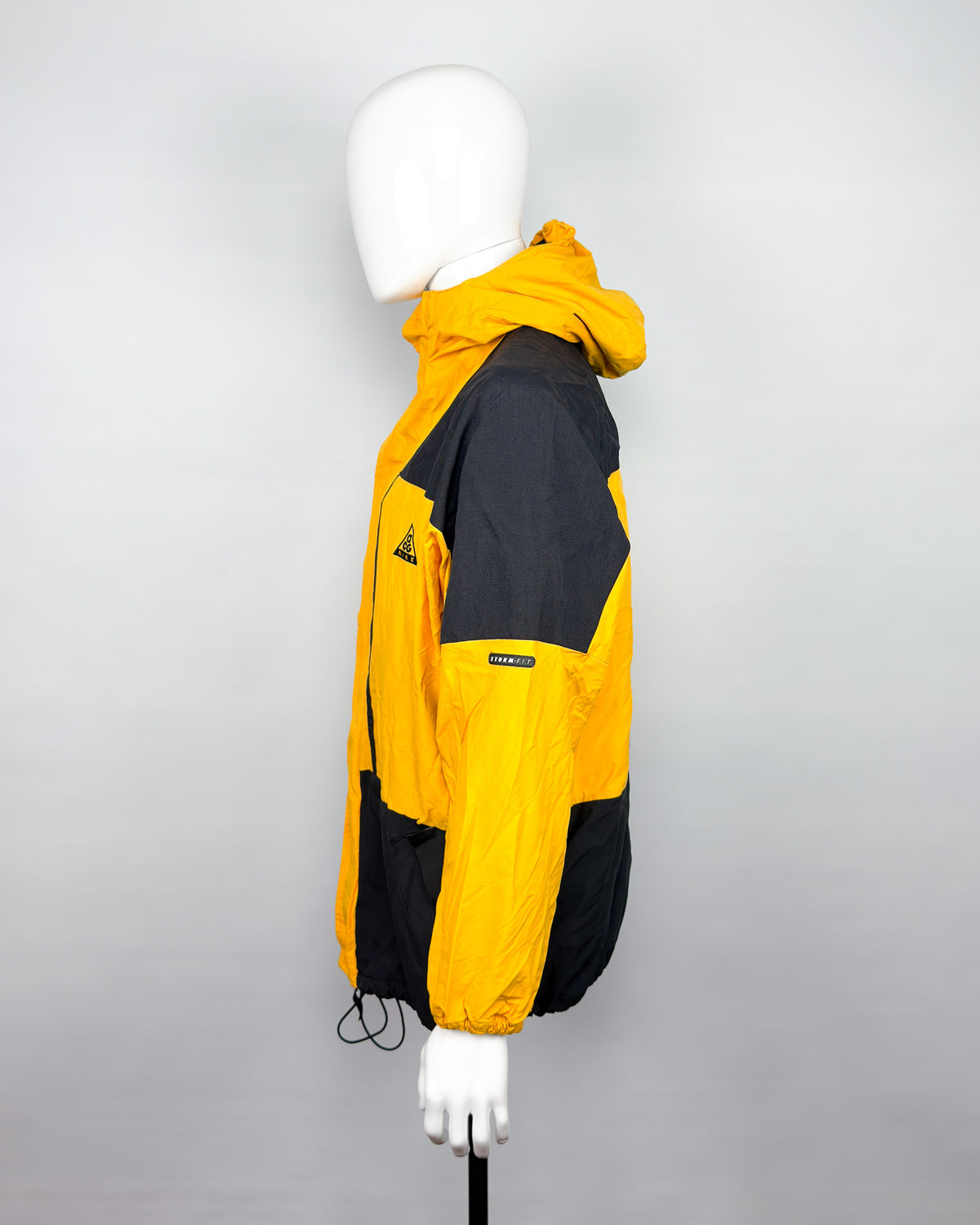 FW1996 Nike ACG Storm-fit Snowboard/Skii Jacket - Yellow / Black - Size: Medium