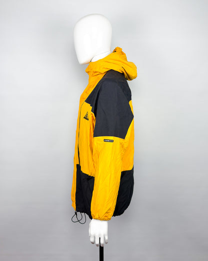FW1996 Nike ACG Storm-fit Snowboard/Skii Jacket - Yellow / Black - Size: Medium