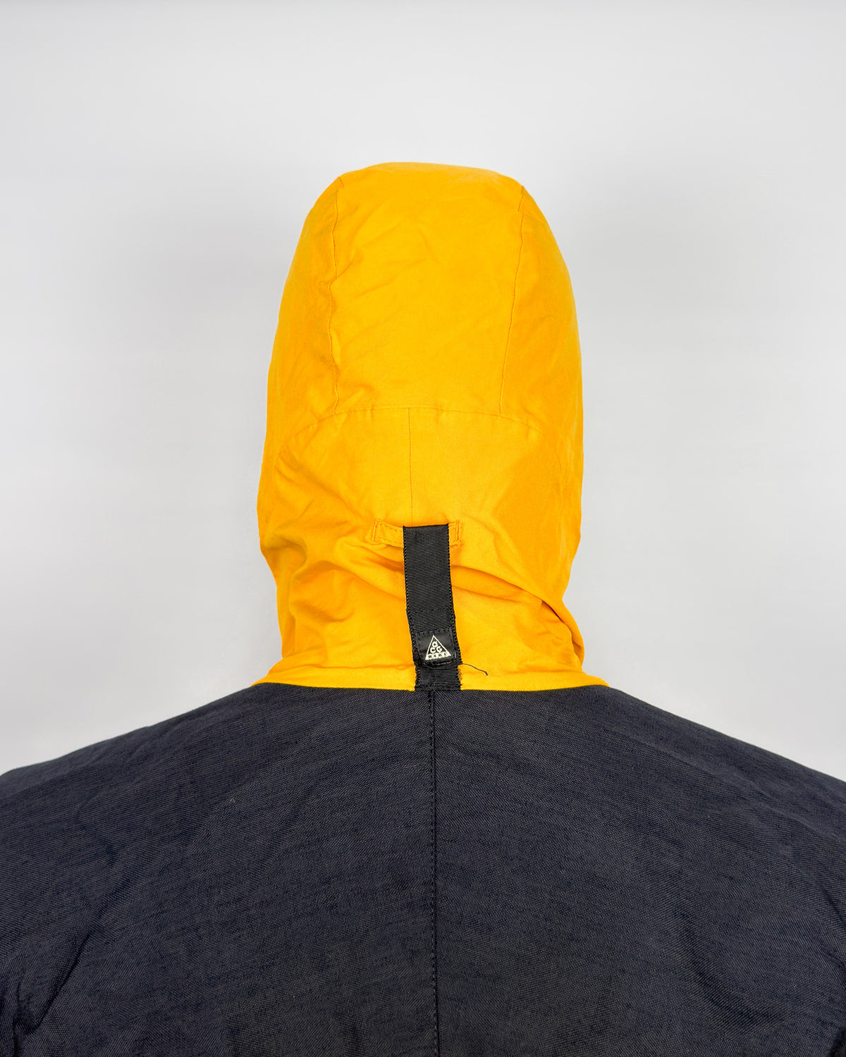 FW1996 Nike ACG Storm-fit Snowboard/Skii Jacket - Yellow / Black - Size: Medium