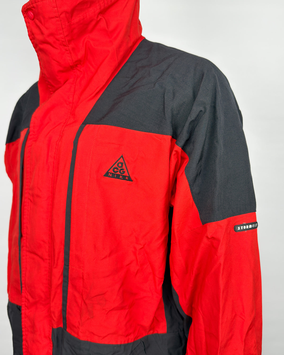 FW1996 Nike ACG Storm-fit Snowboard/Skii Jacket - Red / Black - Size: Medium