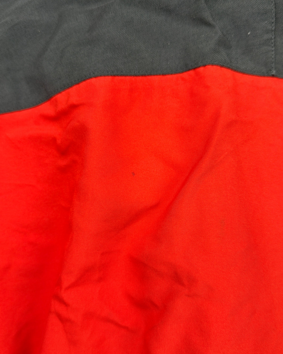FW1996 Nike ACG Storm-fit Snowboard/Skii Jacket - Red / Black - Size: Medium