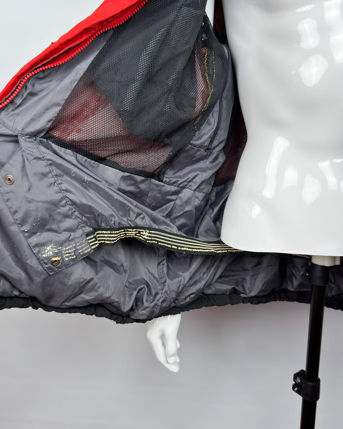 FW1996 Nike ACG Storm-fit Snowboard/Skii Jacket - Red / Black - Size: Medium