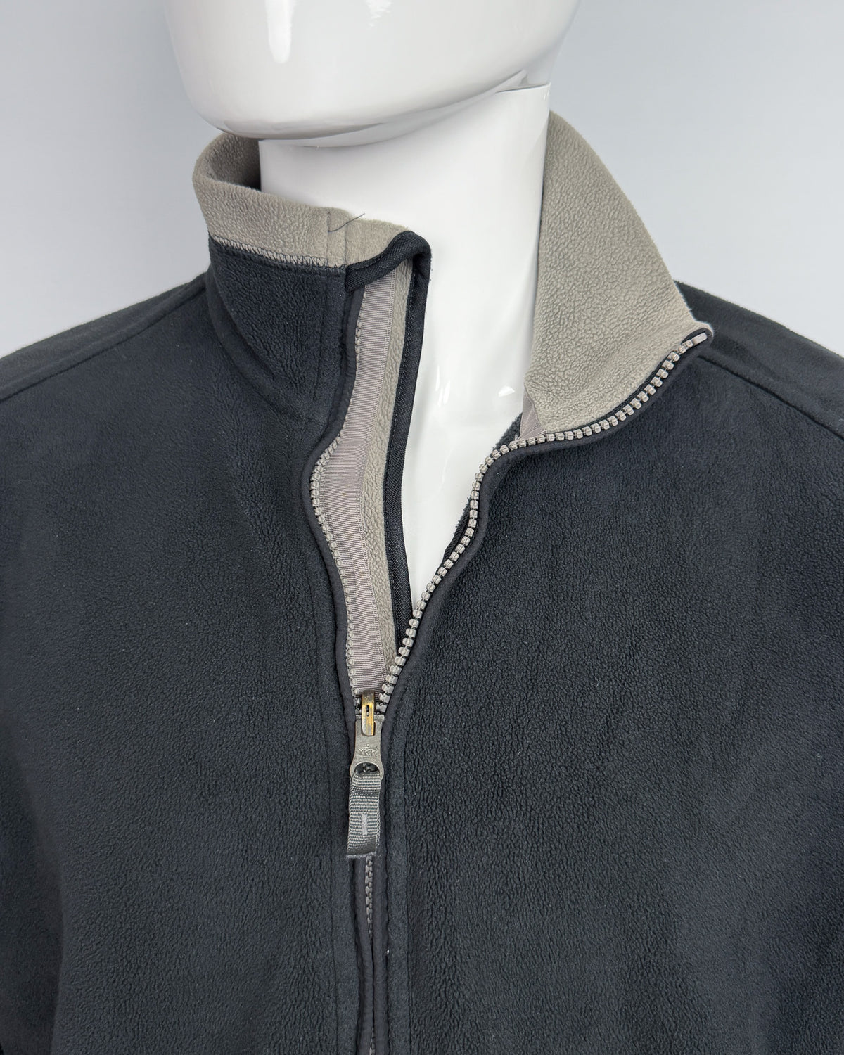 FW2002 Nike ACG Dense Pile Therma-fit Fleece - Black - Size: Medium