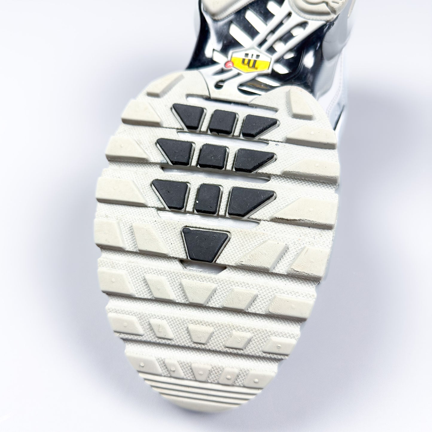 Nike Air Max Plus Tuned Tn 'Wolf Grey' - 2022 - Grey / Black - Size: UK9