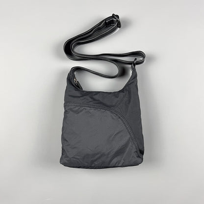 Nike Y2K Arch Zip Side Bag