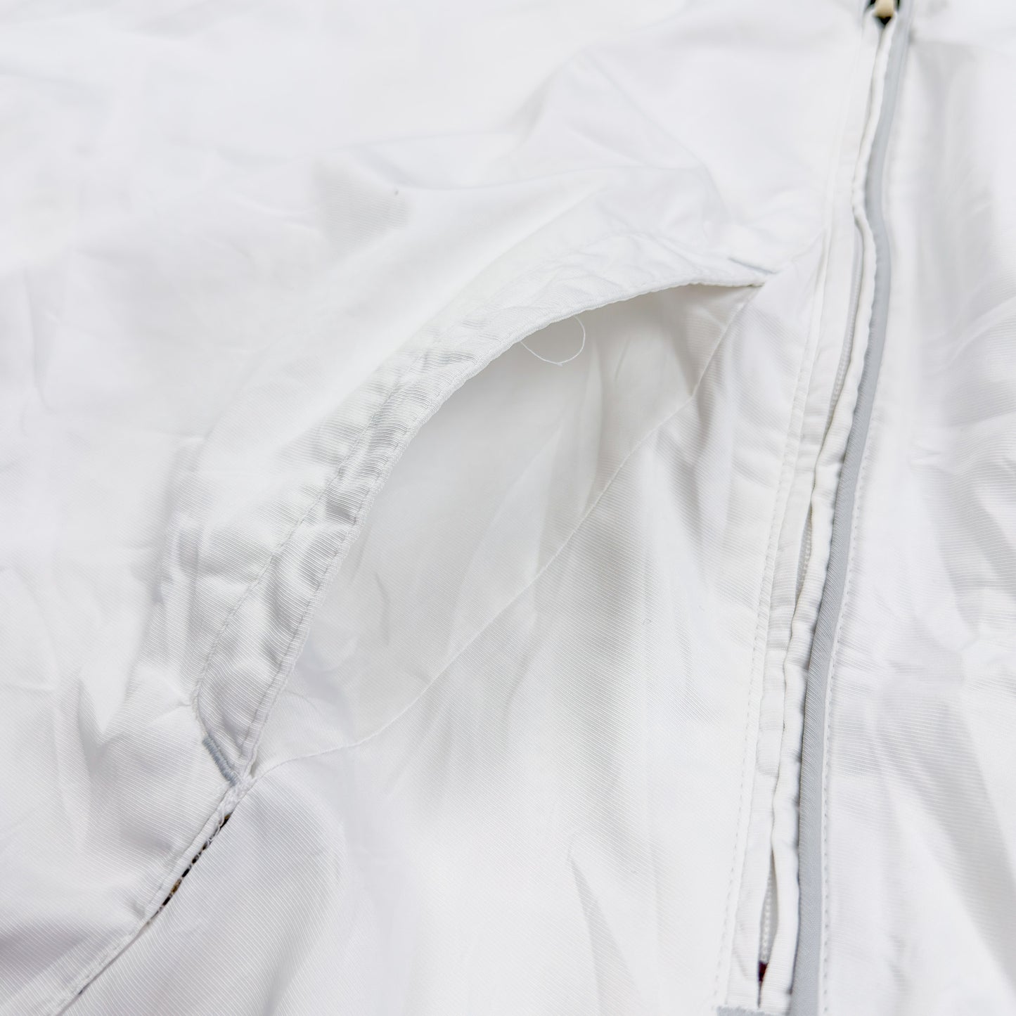 Nike Early 2000's Shox 1/4 Quater Zip Track Jacket - White / Grey - Size: XL