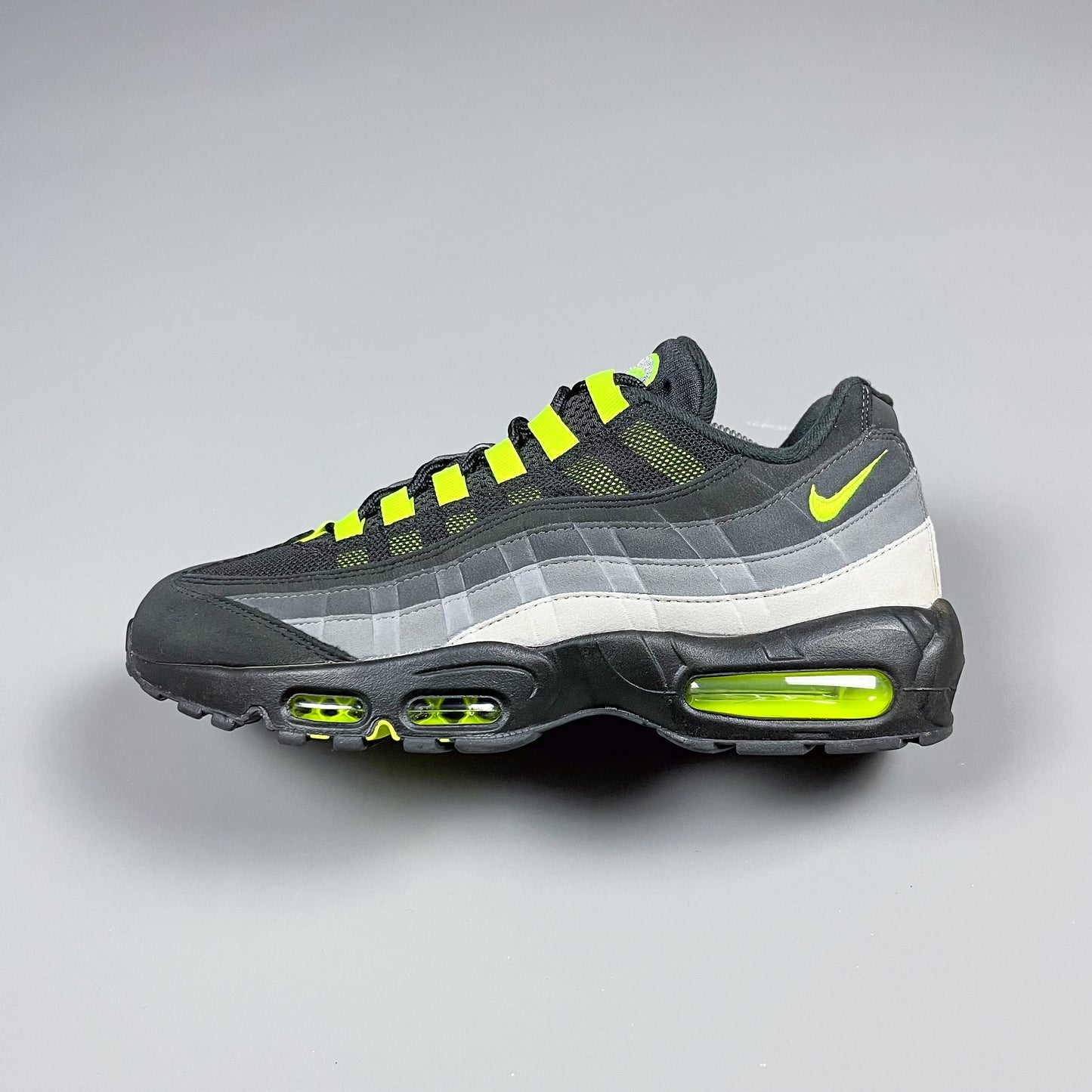 Nike Air Max 95 'Reverse Neon' - Size: UK8.5