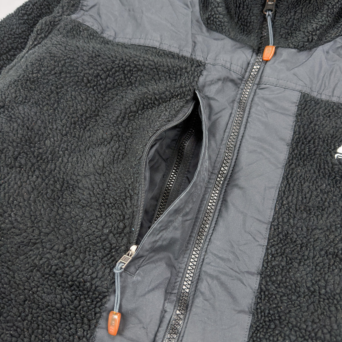 FW2007 Nike ACG Reversible Fleece - Black - Size: Medium