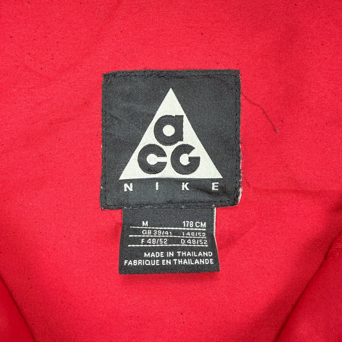 FW2009 Nike ACG GORE-TEX Skii Jacket - Red/Brown - Size: Medium