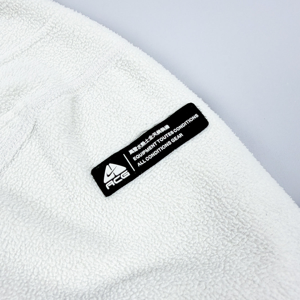 FW2008 Nike ACG Fleece Sweatshirt - White / Off-white - Size: Large