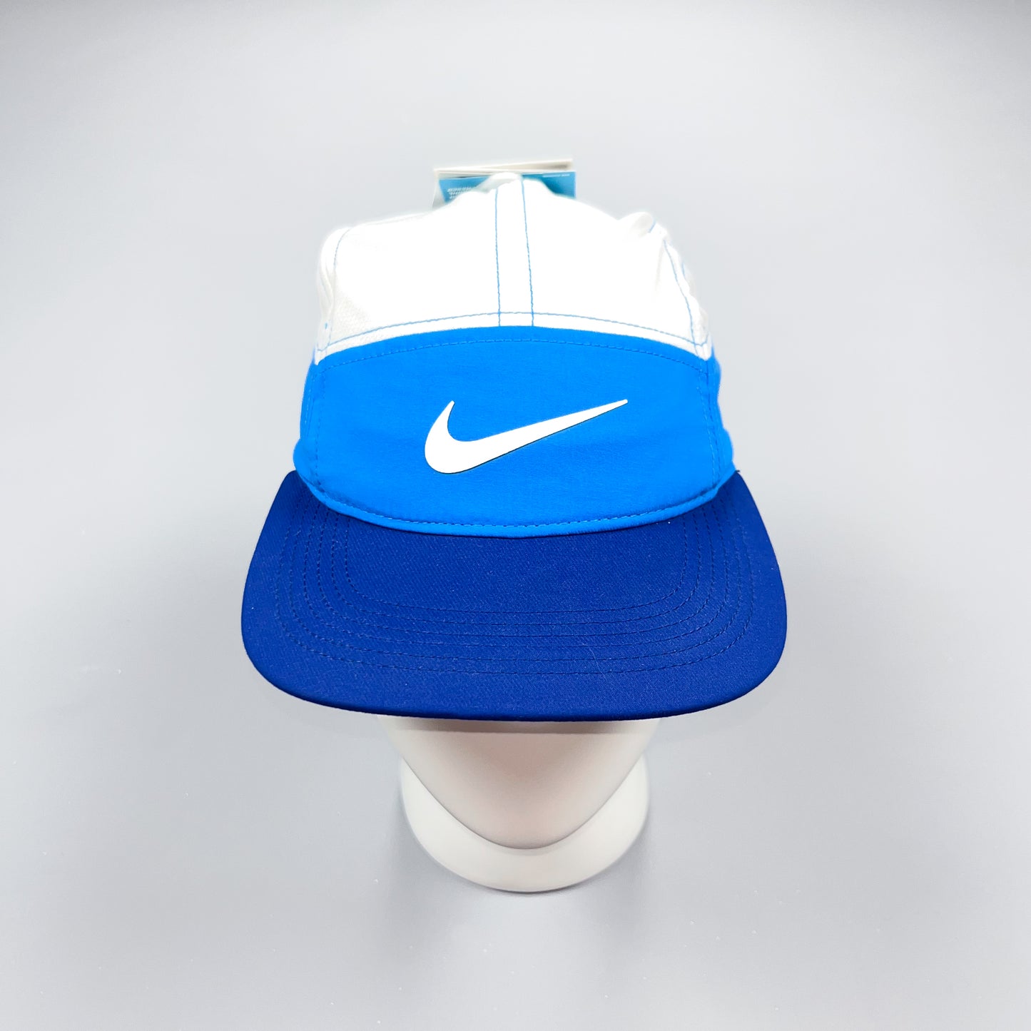 Nike AW84 Dri-fit Zip Reflective Cap  - Blue / White