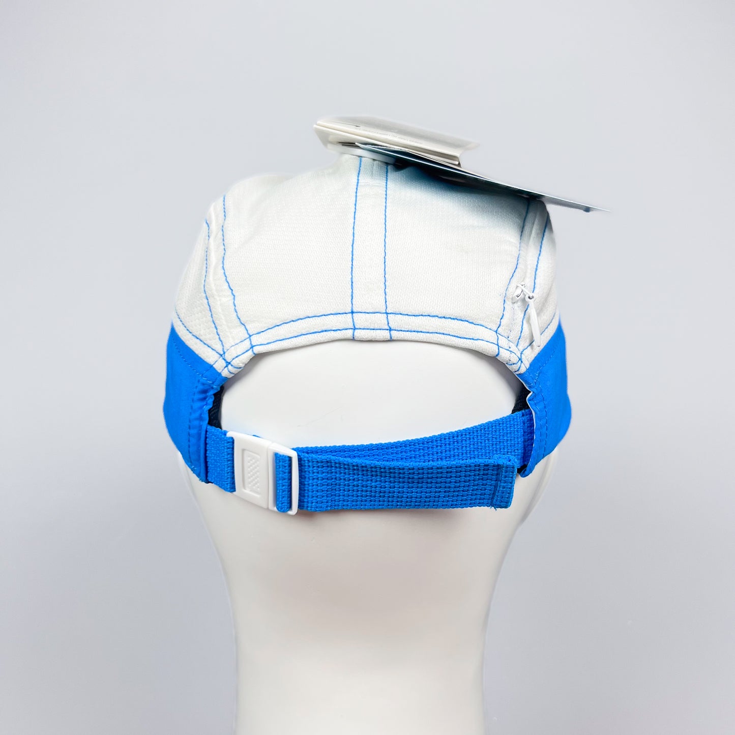Nike AW84 Dri-fit Zip Reflective Cap  - Blue / White