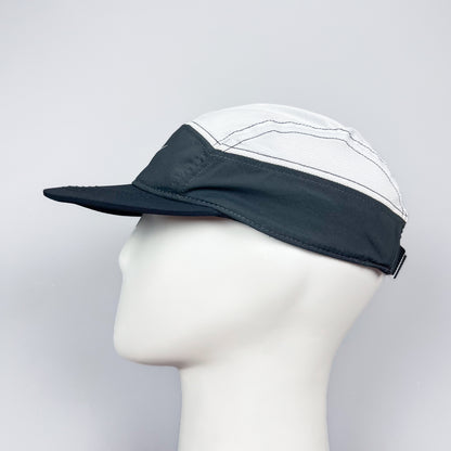 Nike AW84 Dri-fit Zip Reflective Cap - Black / White