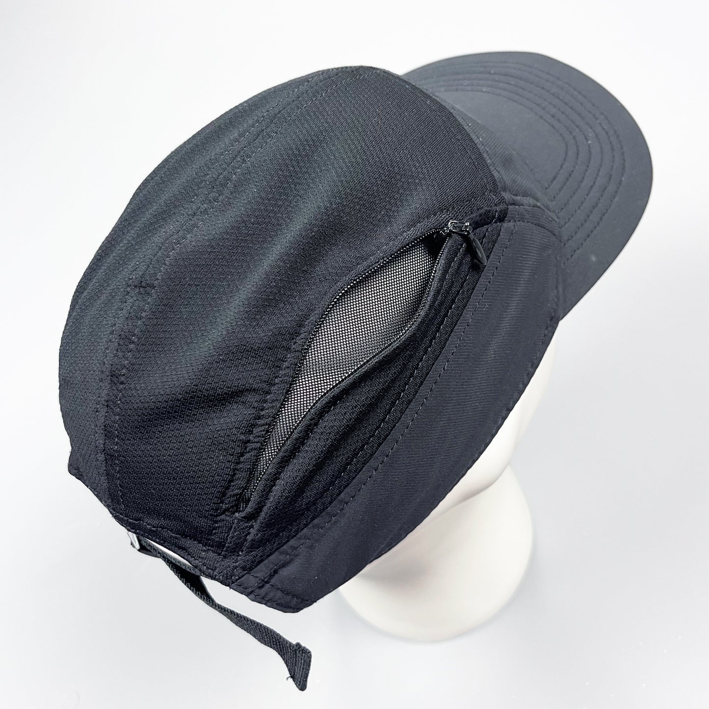 Nike AW84 Dri-fit Zip Reflective Cap - Black